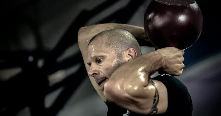 Kettlebell Workout for Beginners: Strength, Conditioning, and Core Control