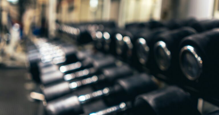 Dumbbell Shoulder Press Technique: Build Strong Shoulders With Better Control