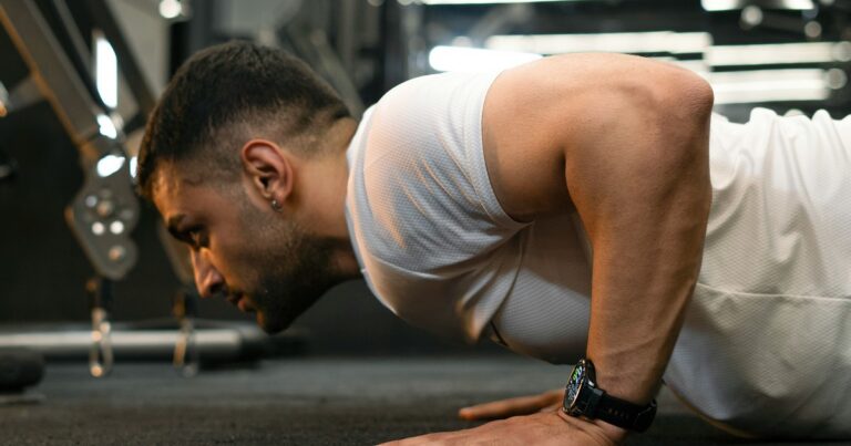 Push-Up Progression for Chest and Triceps: A Detailed Bodyweight Strength Guide