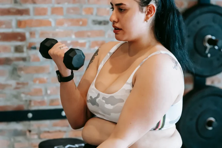 How to Maintain Muscle While Losing Weight